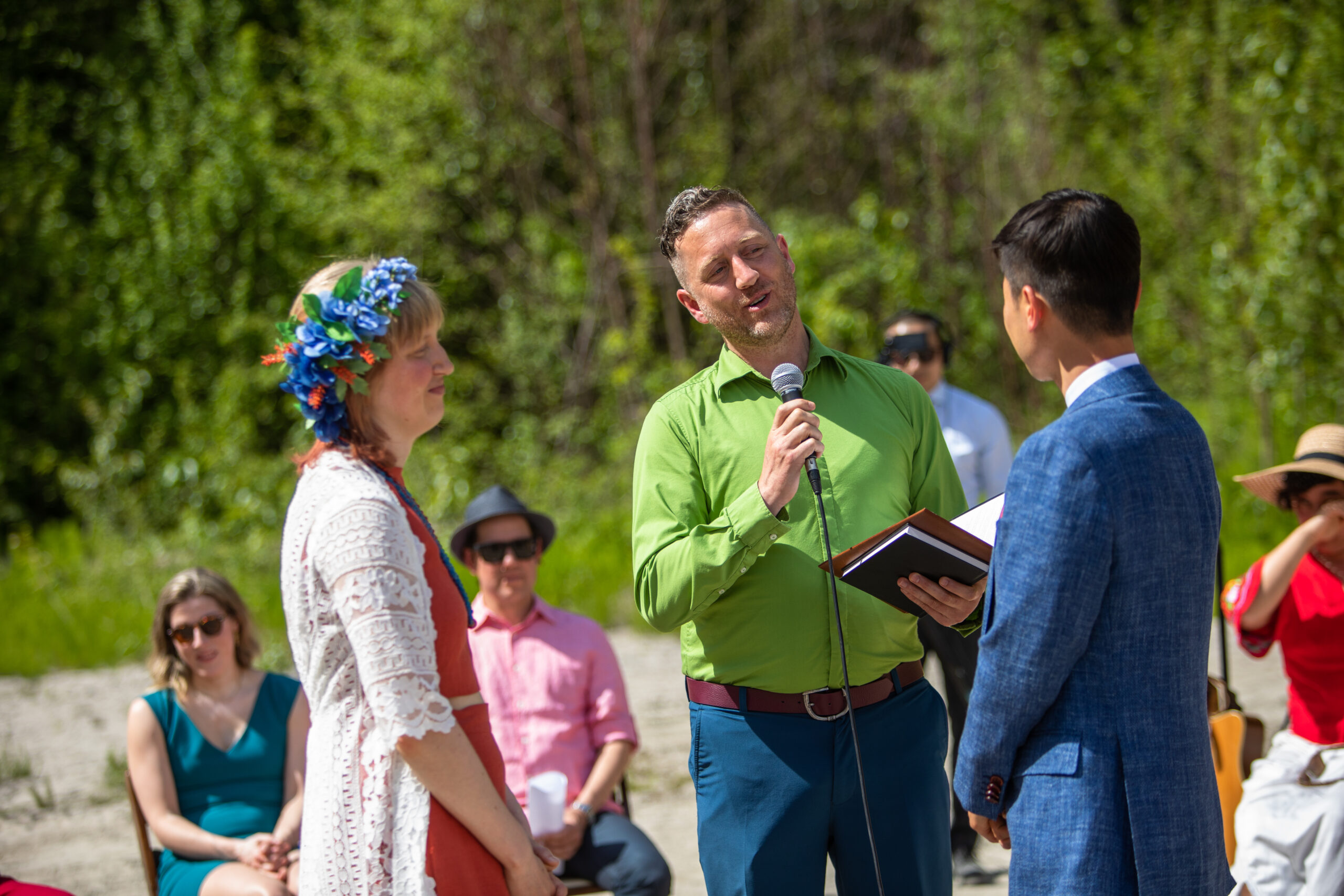 Vancouver Island Officiant Wade Lifton for Young Hip & Married