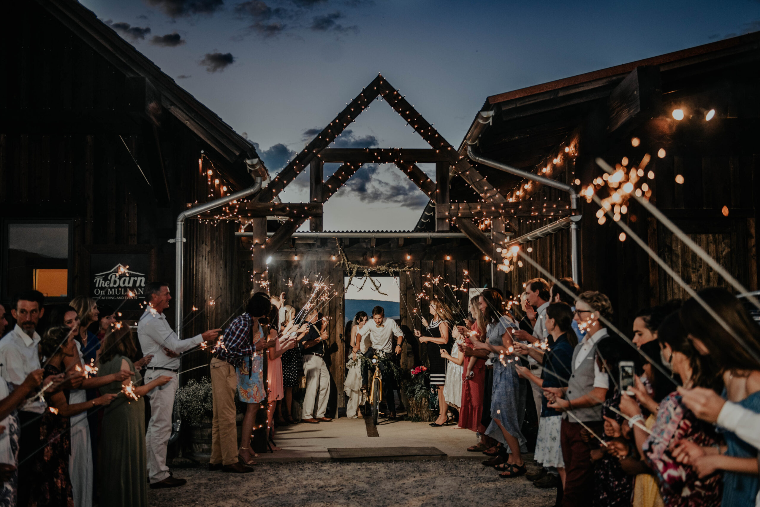 Montana wedding at The Barn on Mullan in Missoula by Alicia Magnus