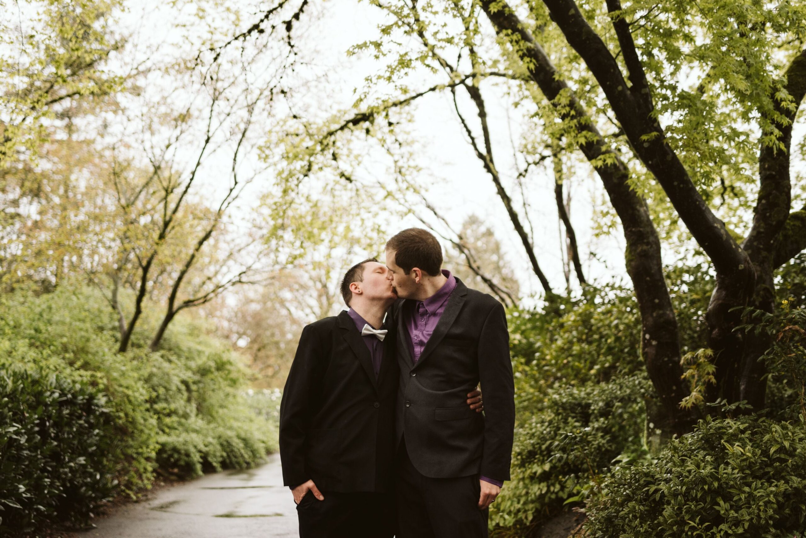 vancouver elopement photographer jordyn keller newlywed photo