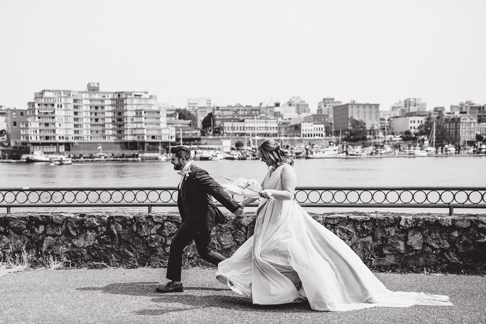 black and white victoria elopement photo with jades photography