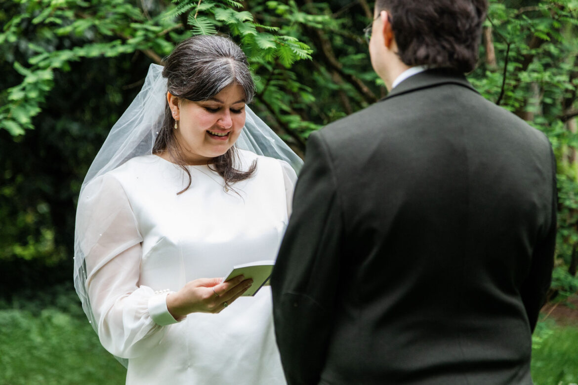 modern wedding vows for brides, grooms and everyone else