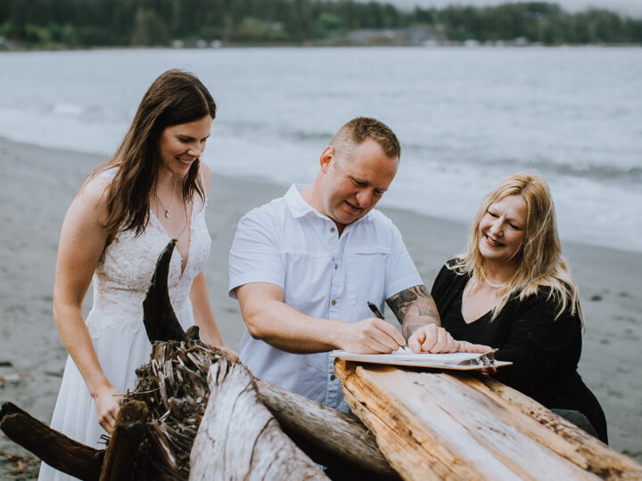 Meet Vancouver Island Wedding Officiant Melinda Orlowski