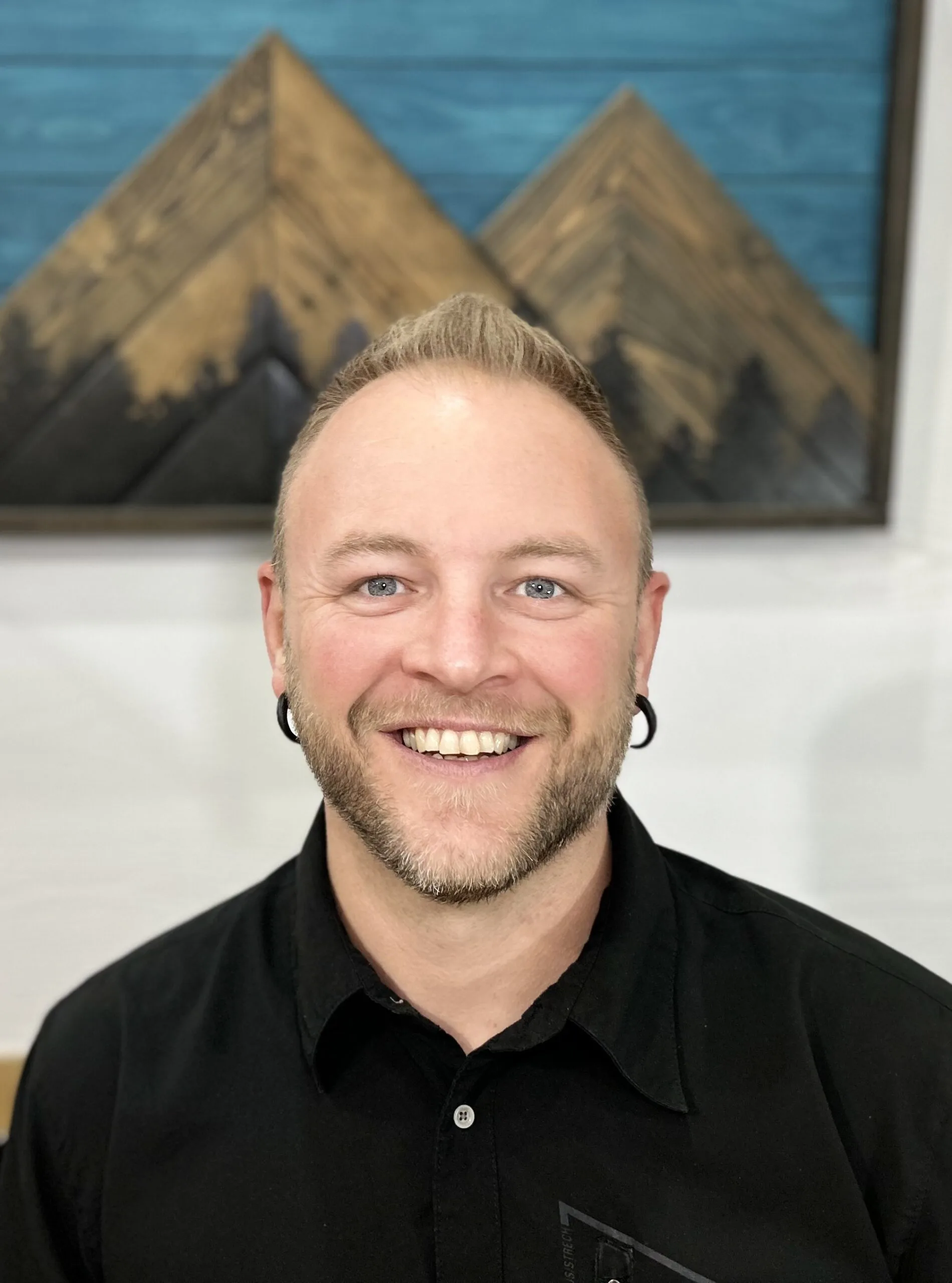Young Hip & Married wedding officiant Shawn G